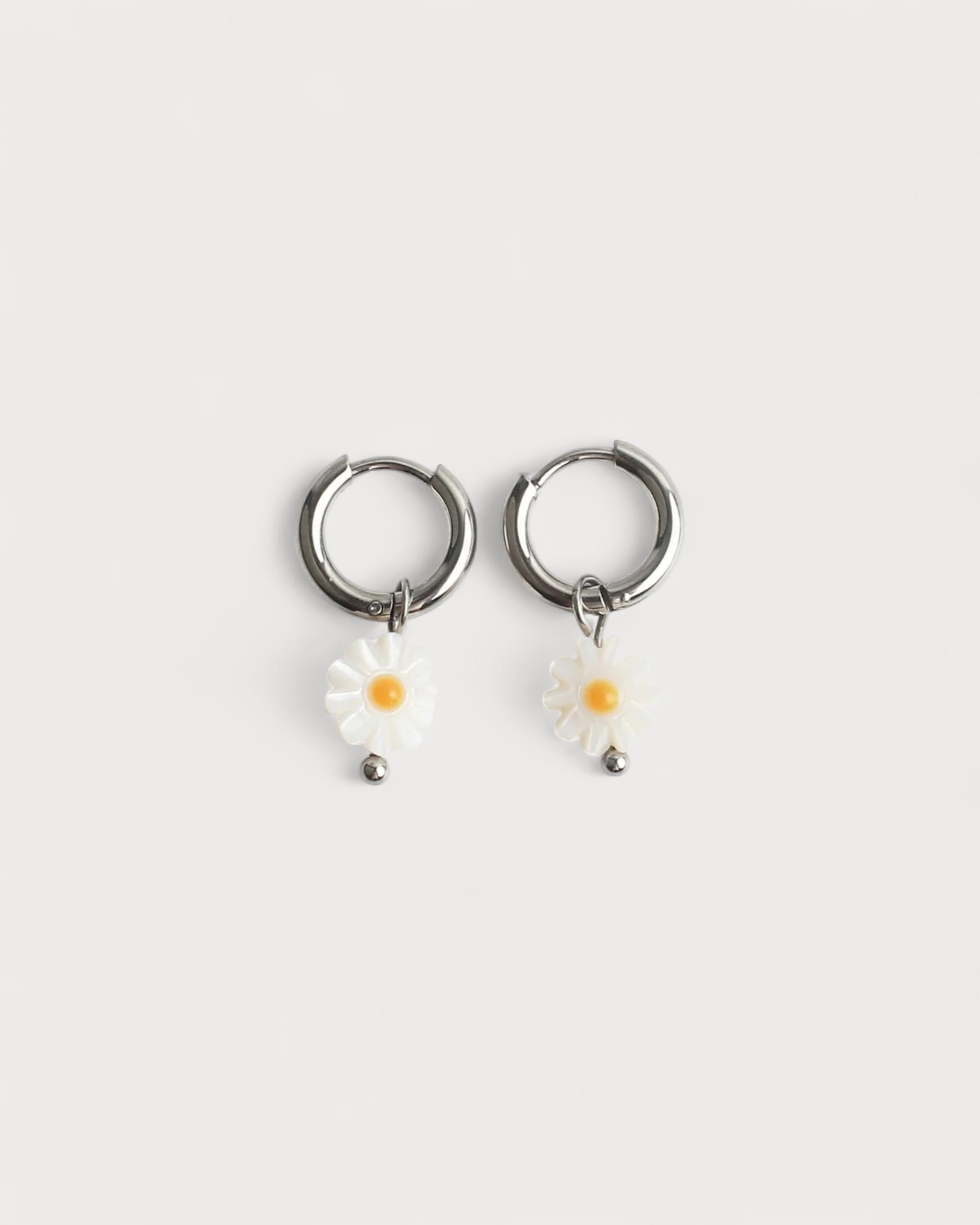 Daisy Flower - Earrings - Stainless Steel